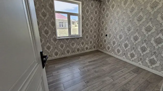 Satılır 4 otaqlı həyət evi 120 m²