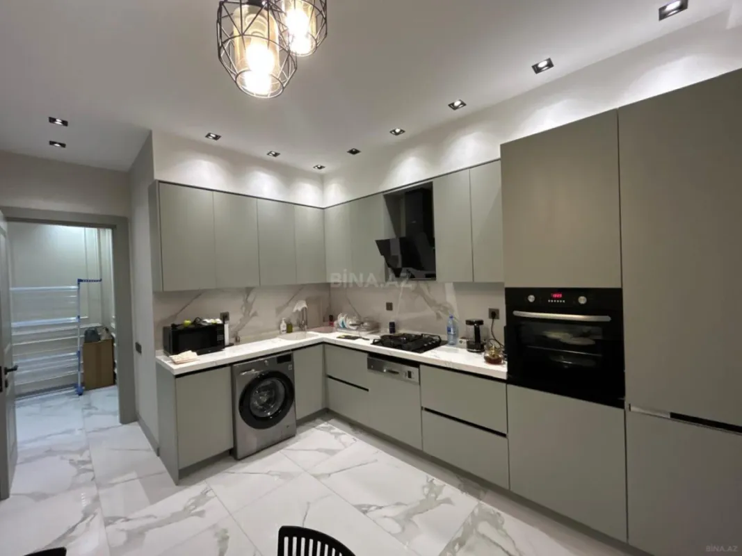 Kirayə verilir 3 otaqlı mənzil 105 m²