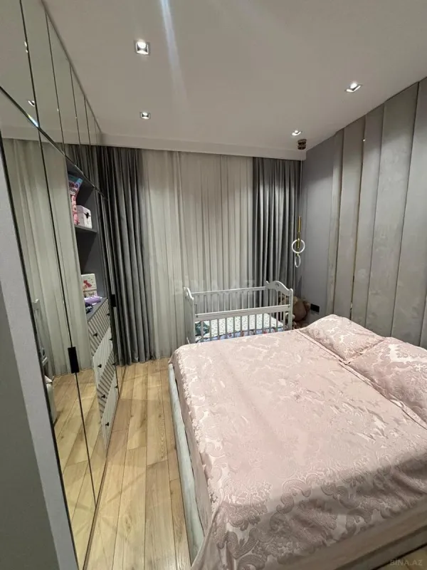 Kirayə verilir 3 otaqlı mənzil 105 m²