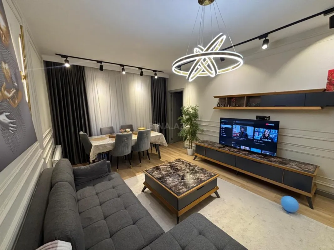 Kirayə verilir 3 otaqlı mənzil 105 m²