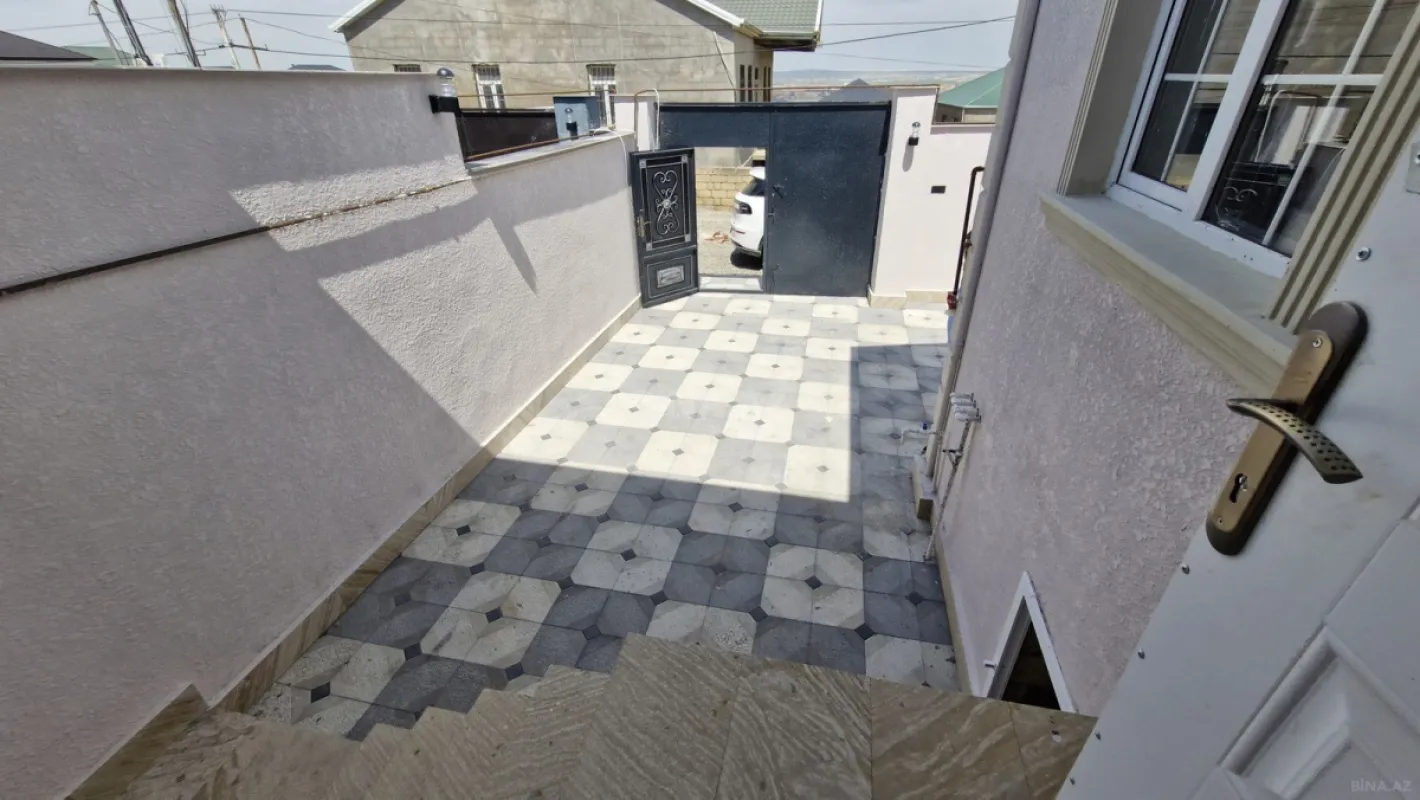 Satılır 4 otaqlı həyət evi 120 m²
