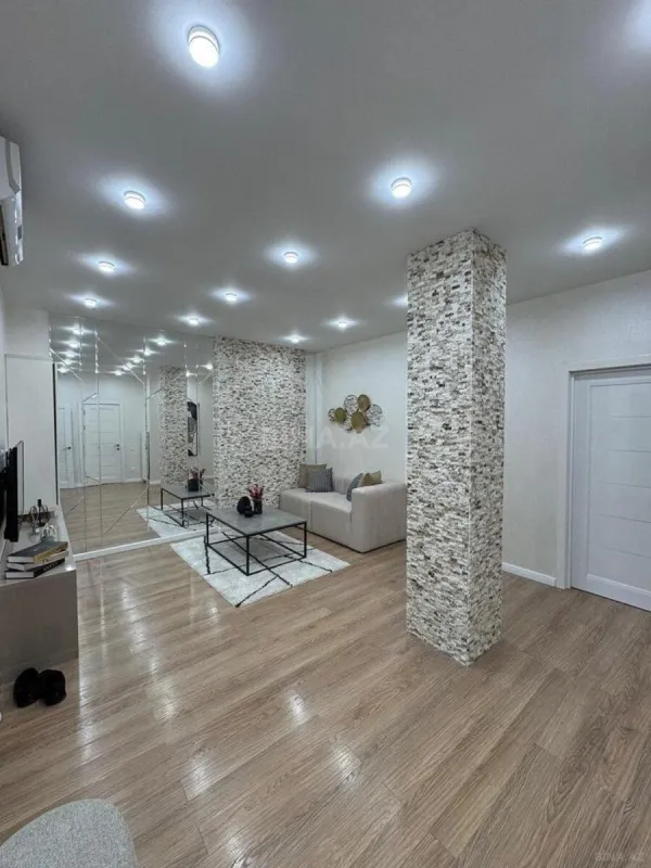 Satılır 3 otaqlı mənzil 85 m²
