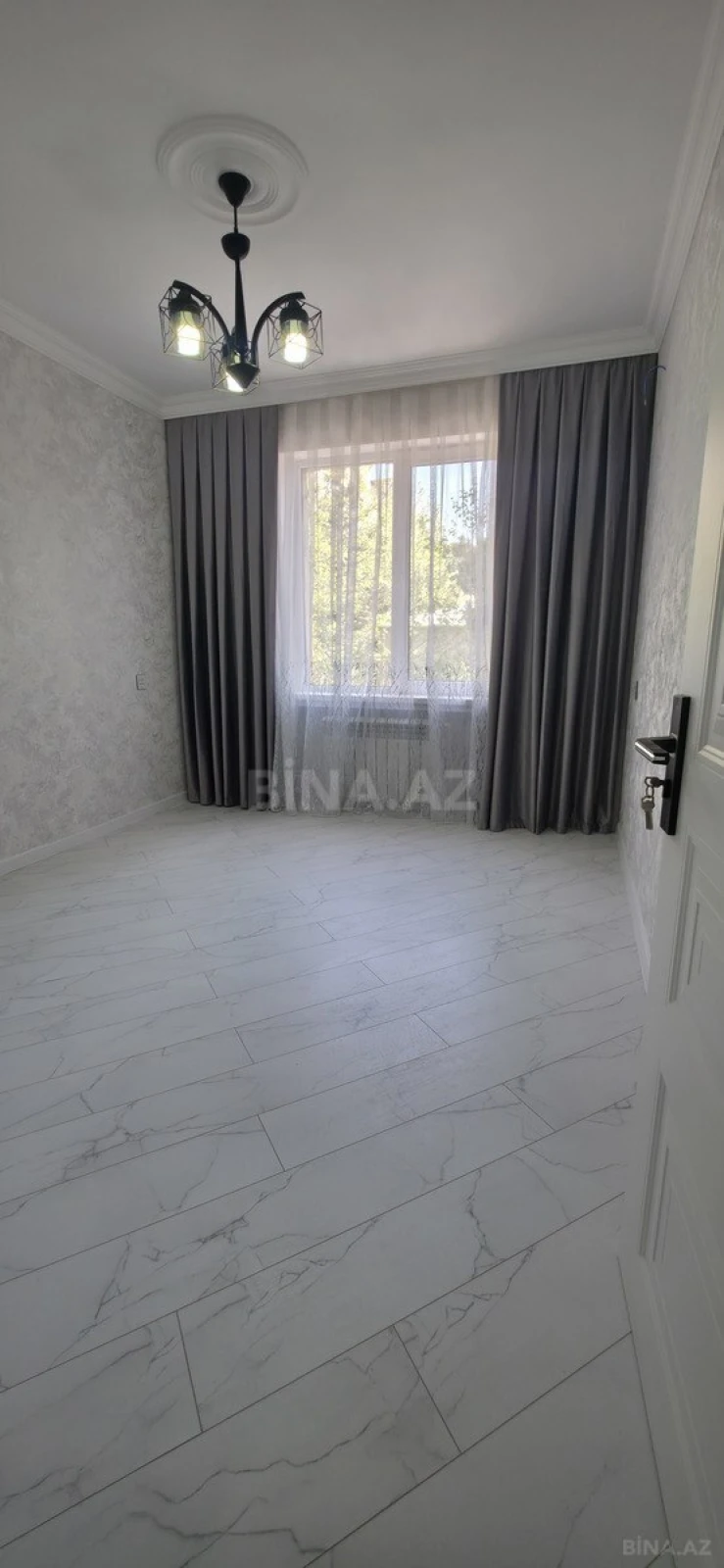 Satılır 3 otaqlı mənzil 60 m²