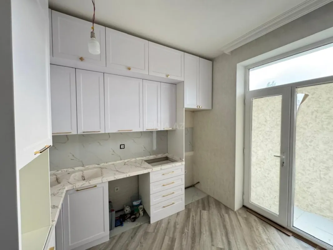 Kirayə verilir 3 otaqlı mənzil 90 m²