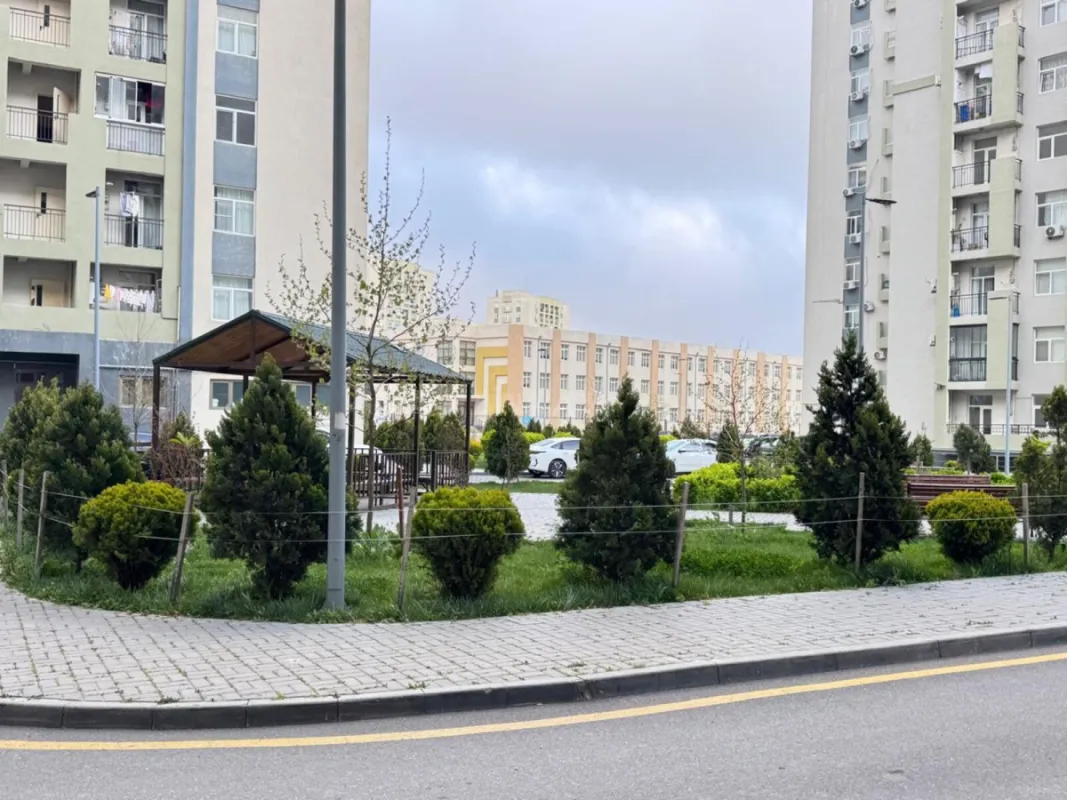 Kirayə verilir 3 otaqlı mənzil 90 m²