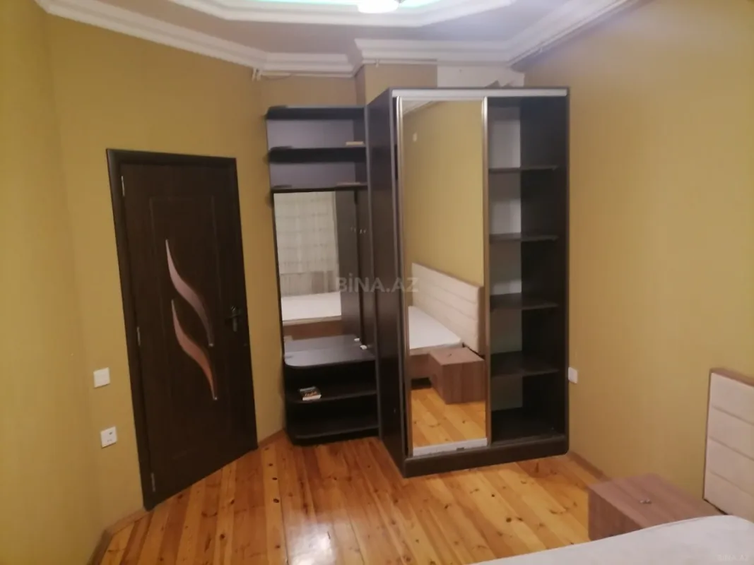 Kirayə verilir 2 otaqlı mənzil 60 m²