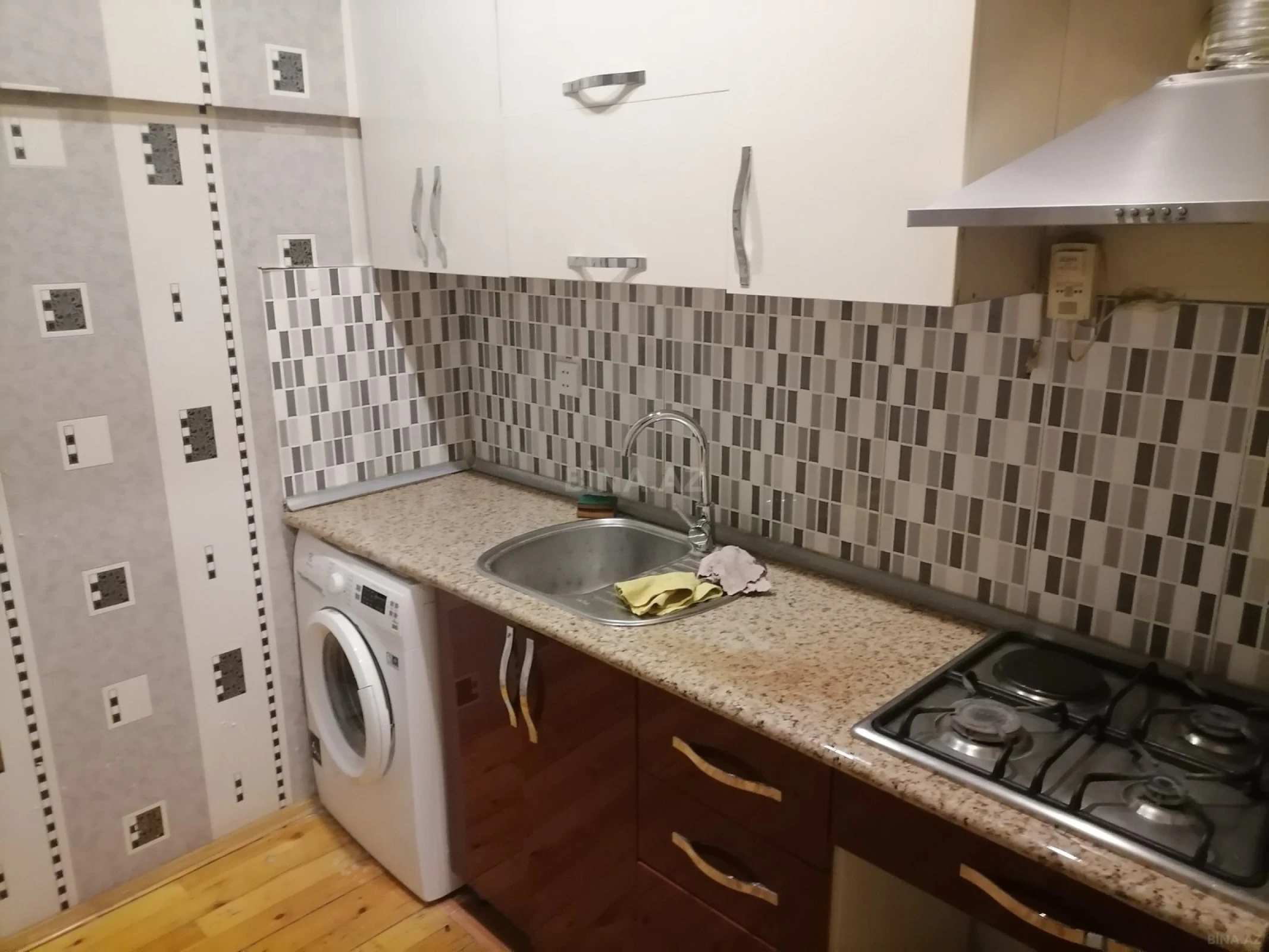 Kirayə verilir 2 otaqlı mənzil 60 m²
