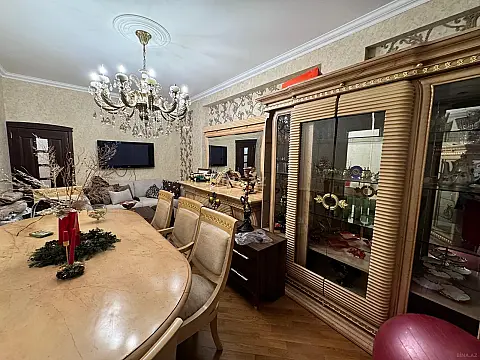 Satılır 2 otaqlı mənzil 80 m²