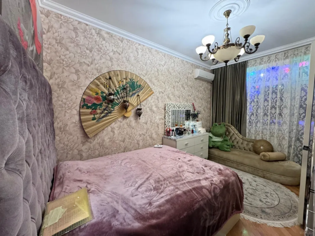 Satılır 2 otaqlı mənzil 80 m²