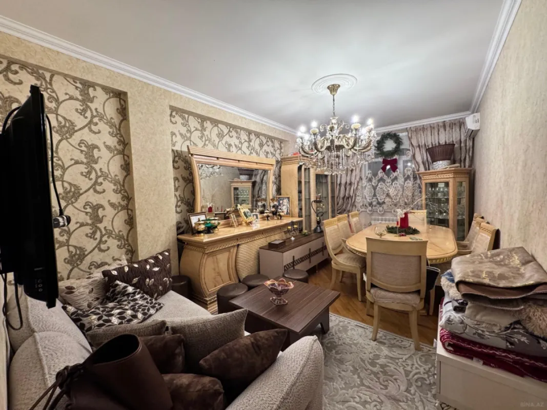 Satılır 2 otaqlı mənzil 80 m²