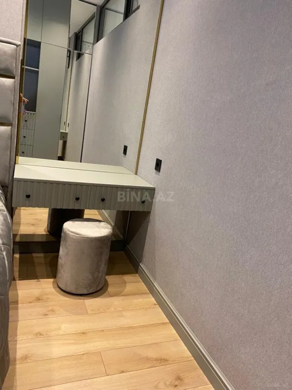 Kirayə verilir 3 otaqlı mənzil 118 m²