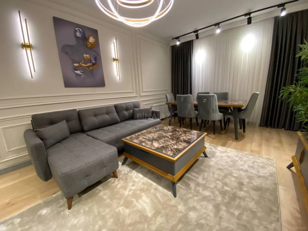 Kirayə verilir 3 otaqlı mənzil 118 m²