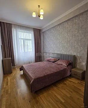 Kirayə verilir 2 otaqlı mənzil 77 m²