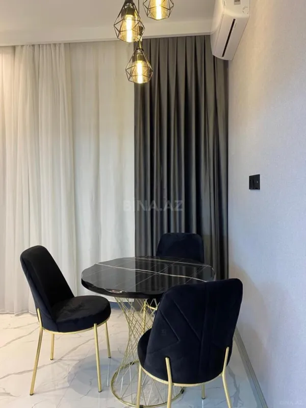 Kirayə verilir 3 otaqlı mənzil 110 m²