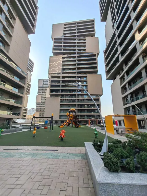 Kirayə verilir 3 otaqlı mənzil 110 m²