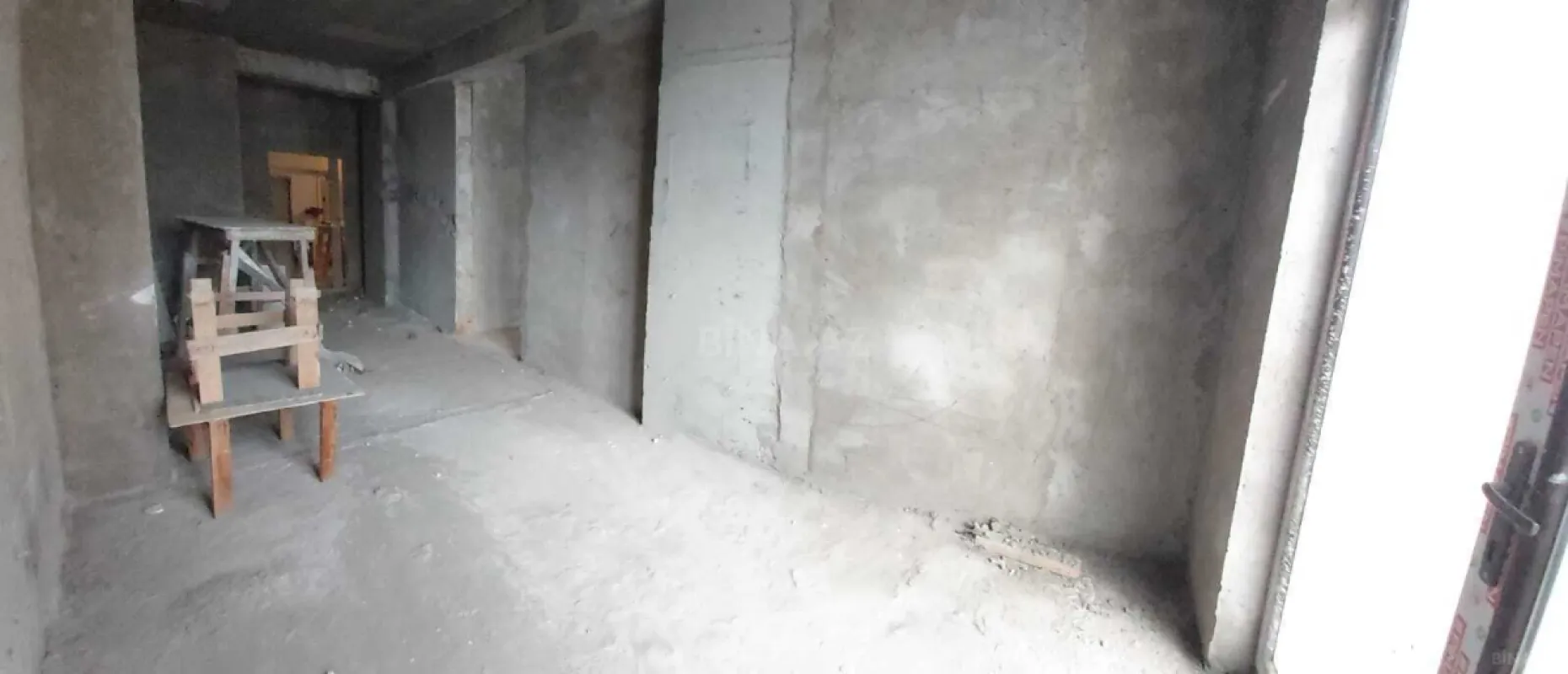 Satılır 2 otaqlı mənzil 91 m²