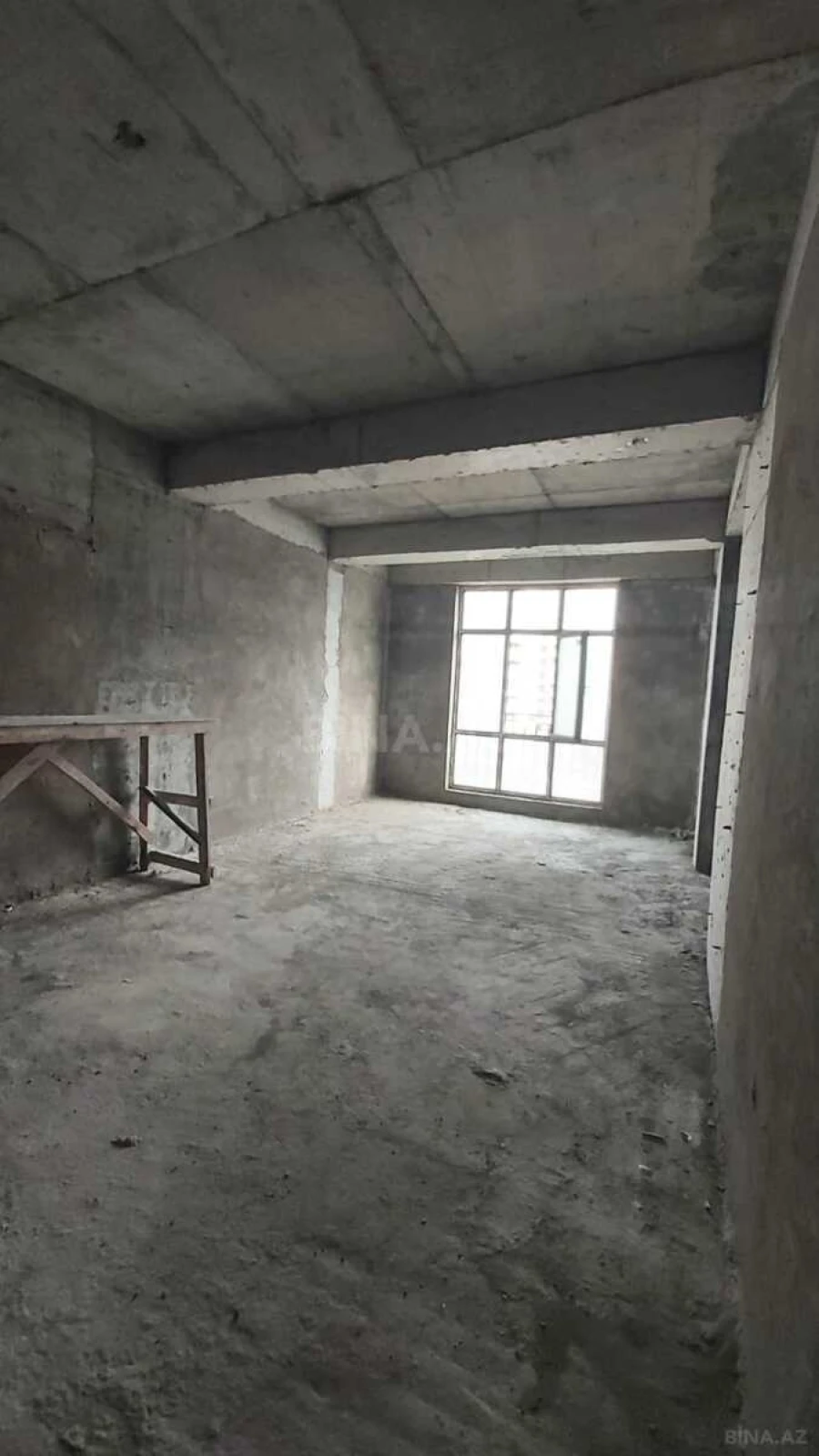 Satılır 2 otaqlı mənzil 91 m²