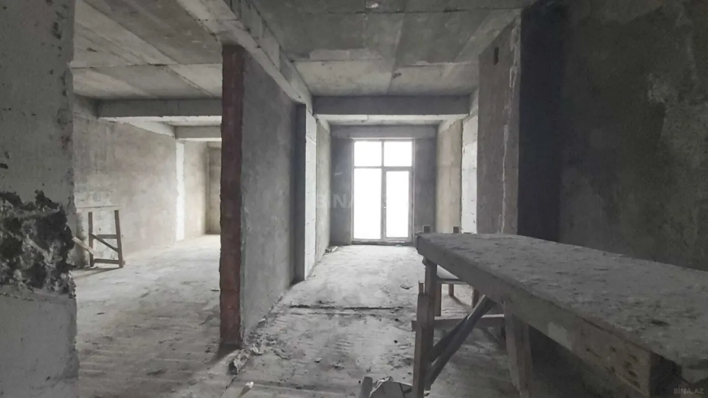 Satılır 2 otaqlı mənzil 91 m²