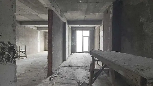 Satılır 2 otaqlı mənzil 91 m²