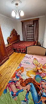 Kirayə verilir 2 otaqlı mənzil 65 m²