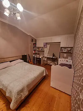 Satılır 2 otaqlı mənzil 75 m²