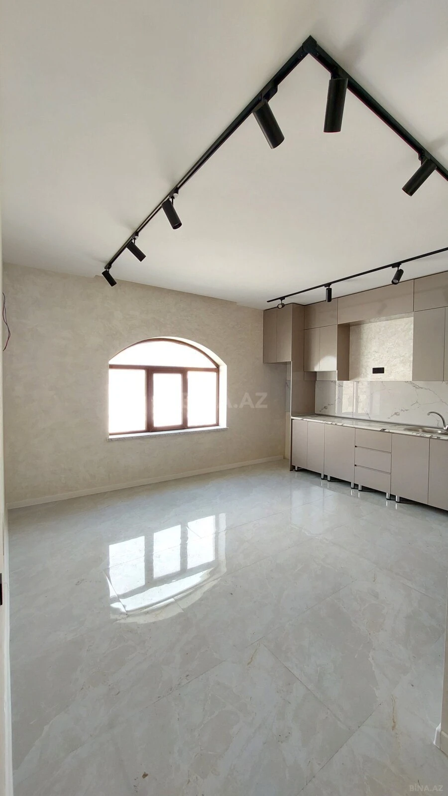 Satılır 2 otaqlı mənzil 35 m²