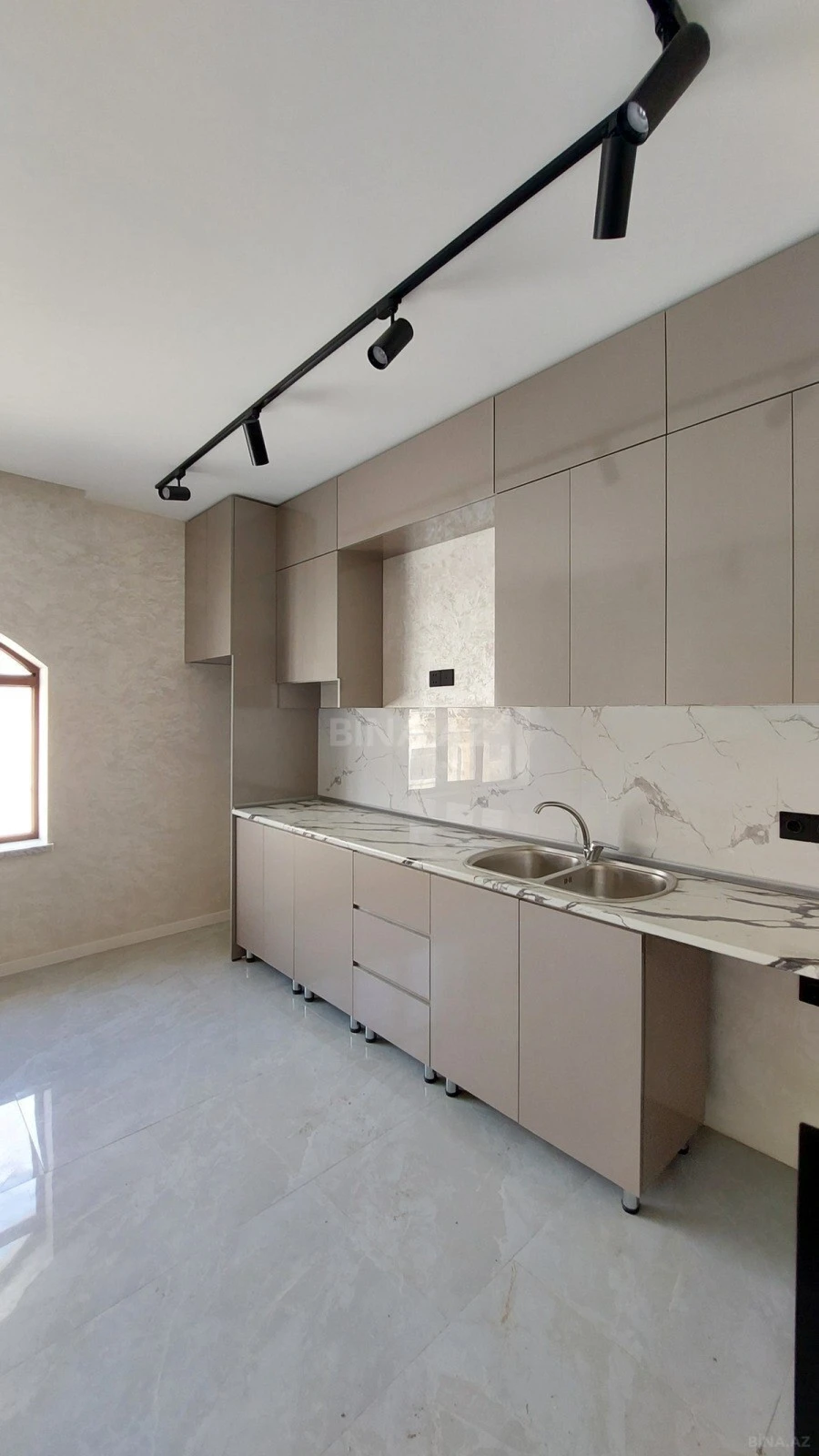 Satılır 2 otaqlı mənzil 35 m²