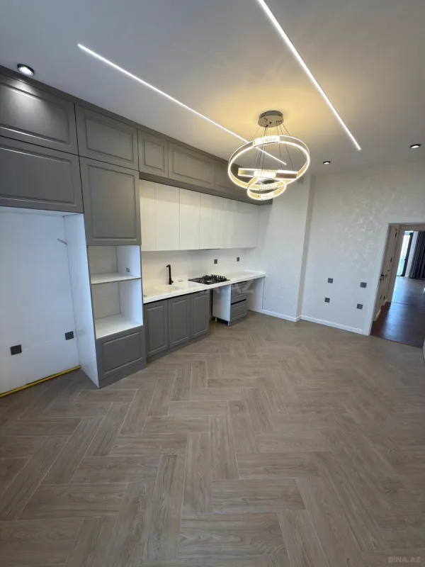 Satılır 3 otaqlı mənzil 138.4 m²