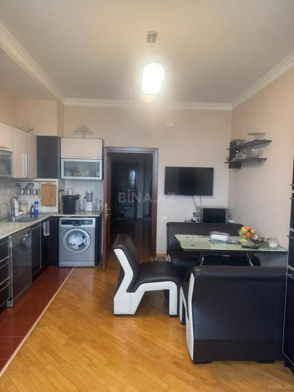 Satılır 3 otaqlı mənzil 120 m²
