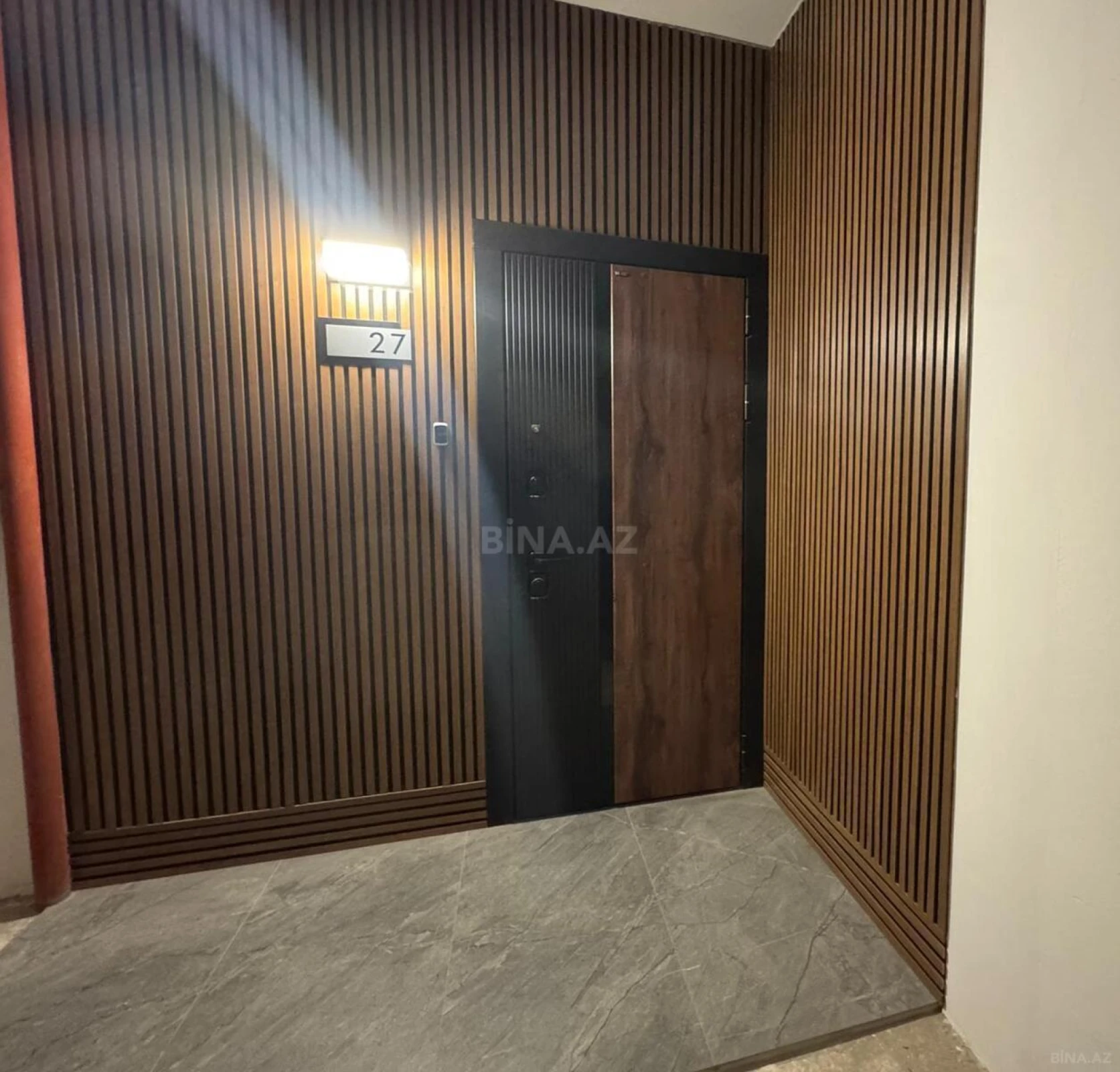 Satılır 3 otaqlı mənzil 120 m²