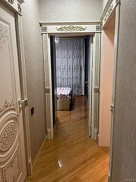 Kirayə verilir 2 otaqlı mənzil 75 m²