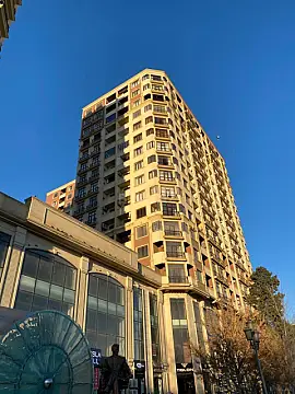 Satılır 3 otaqlı mənzil 165 m² — Bakı 3 otaq 165.00 m²