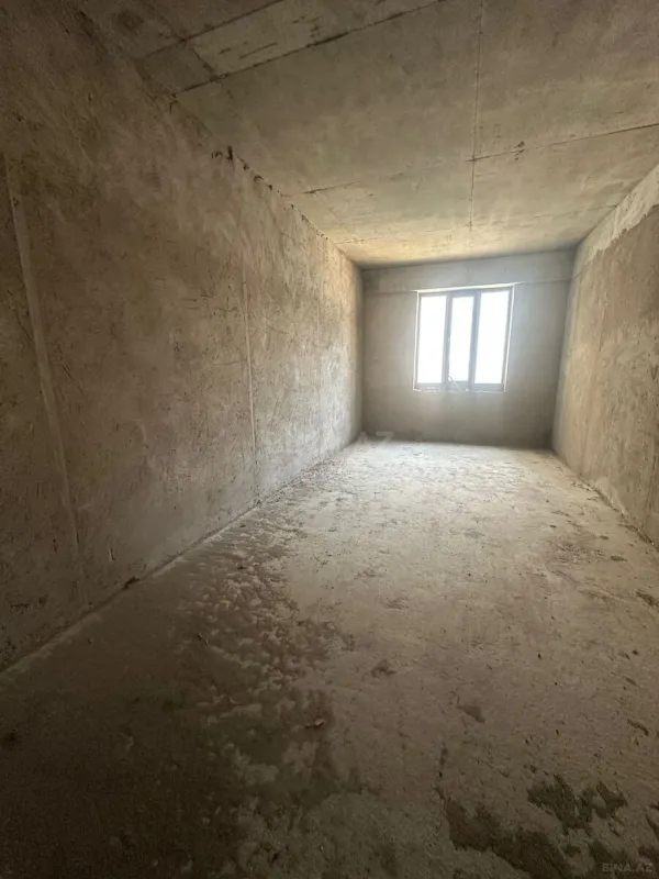 Satılır 3 otaqlı mənzil 165 m²