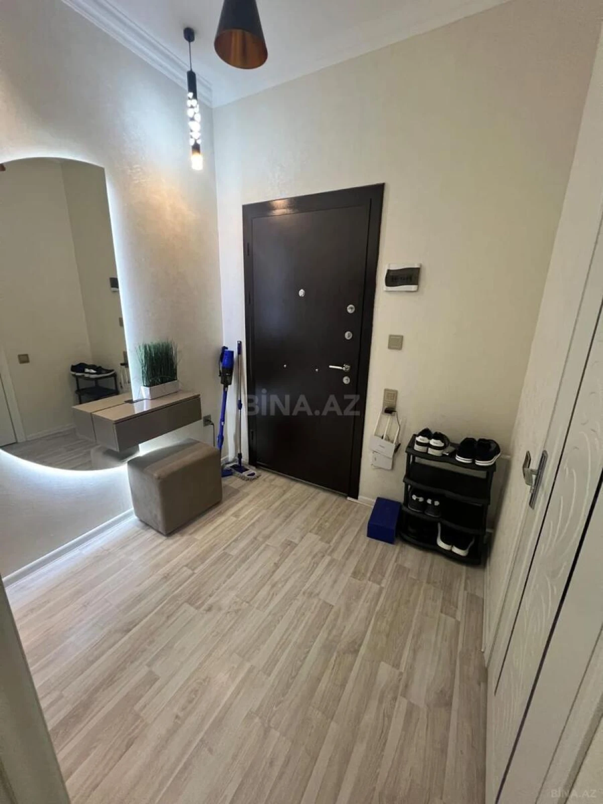 Kirayə verilir 2 otaqlı mənzil 50 m²