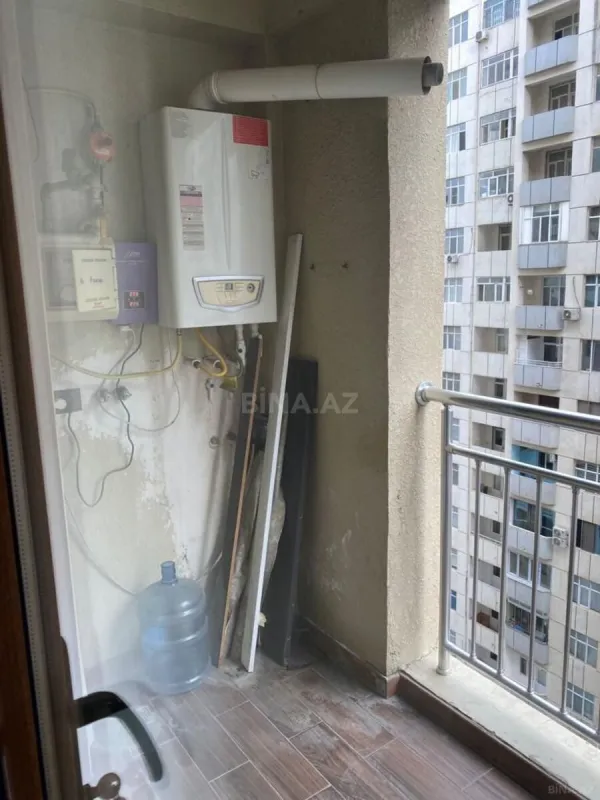 Satılır 1 otaqlı mənzil 67 m²