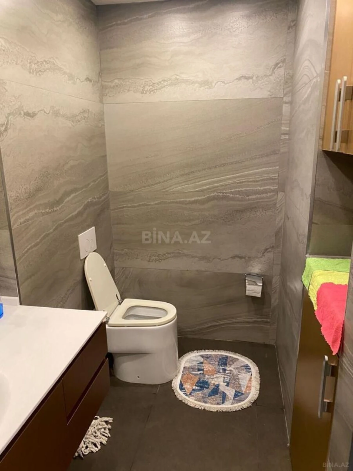 Satılır 1 otaqlı mənzil 67 m²