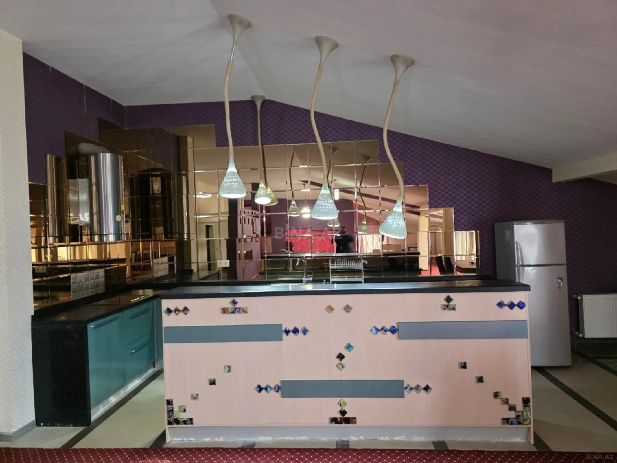 Kirayə verilir 2 otaqlı mənzil 200 m²