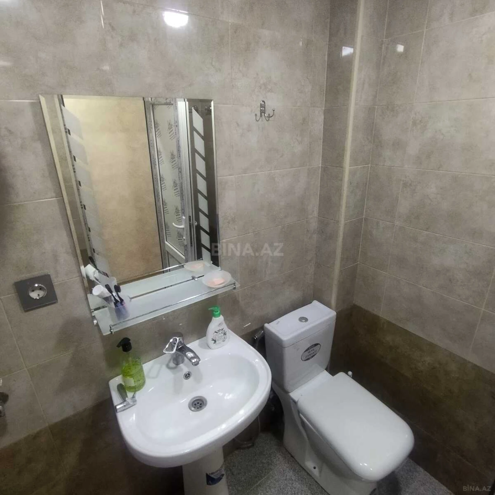 Kirayə verilir 2 otaqlı mənzil 50 m²