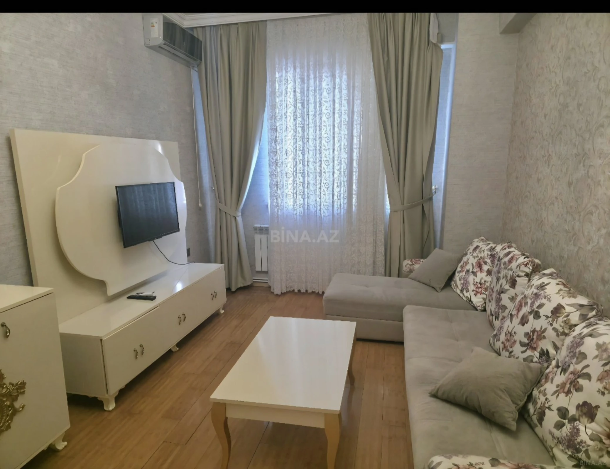Kirayə verilir 3 otaqlı mənzil 87 m²