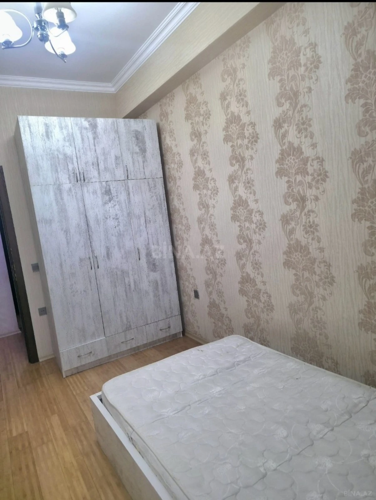 Kirayə verilir 3 otaqlı mənzil 87 m²