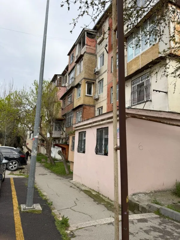 Satılır 2 otaqlı mənzil 55 m²