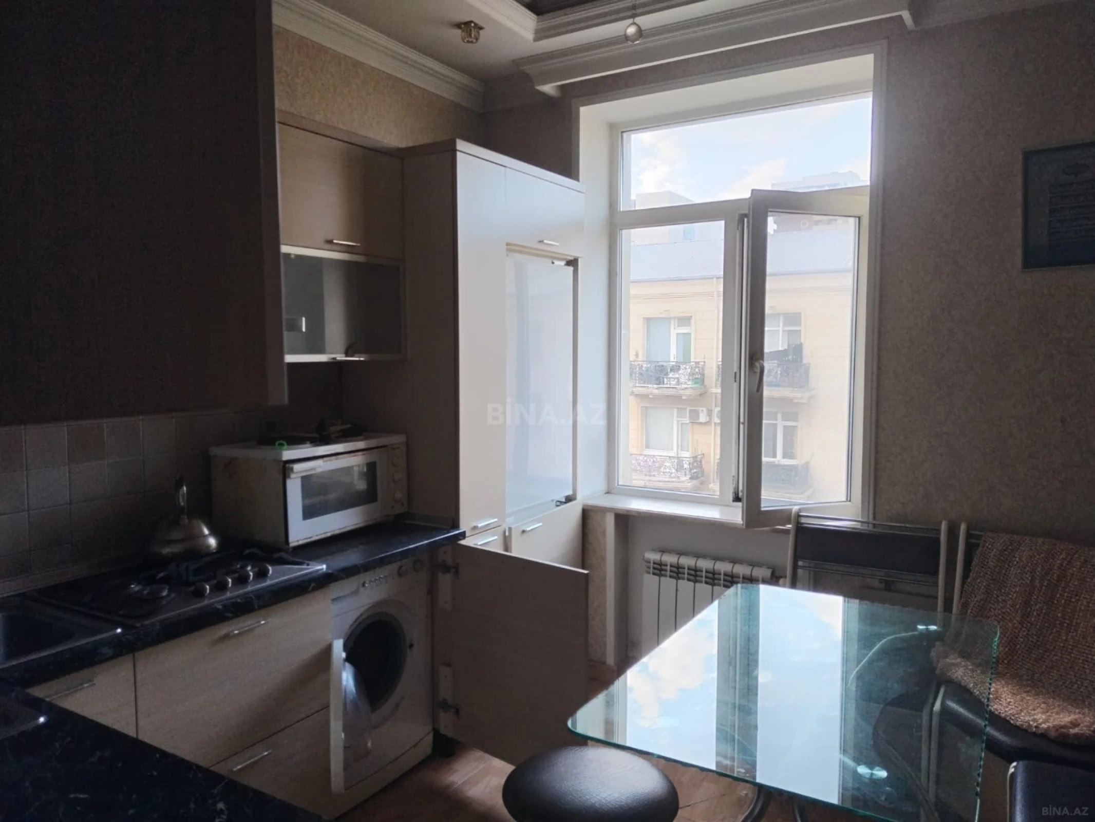 Satılır 2 otaqlı mənzil 61 m²