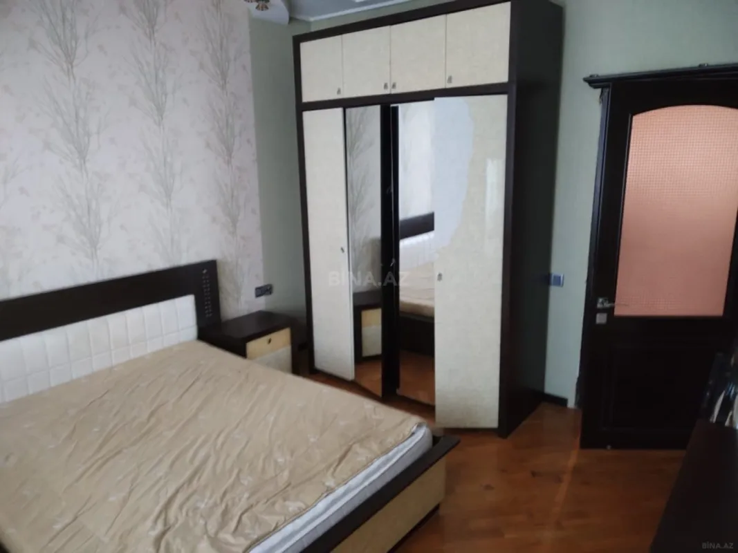 Satılır 2 otaqlı mənzil 61 m²