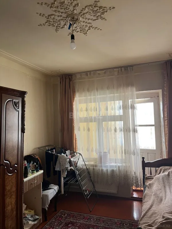 Satılır 2 otaqlı mənzil 47 m²