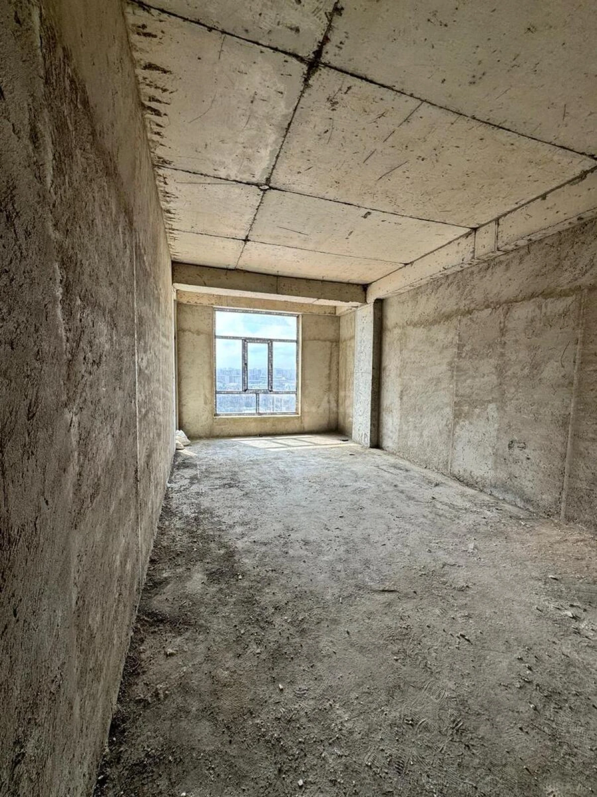 Satılır 2 otaqlı mənzil 70 m²