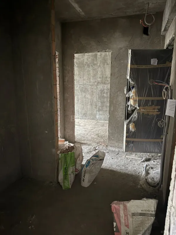 Satılır 2 otaqlı mənzil 66 m²