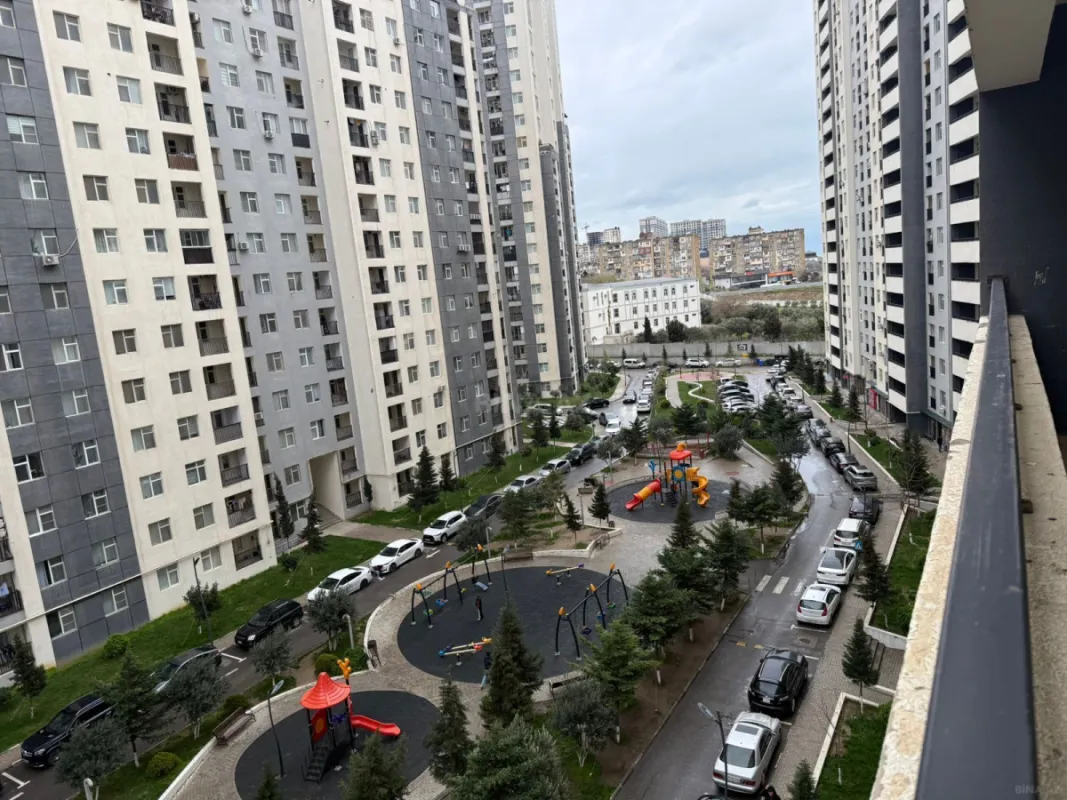 Satılır 2 otaqlı mənzil 66 m²