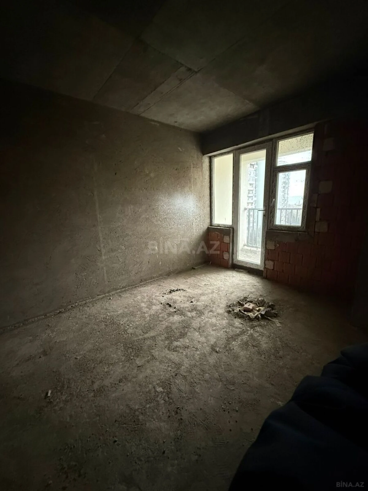 Satılır 2 otaqlı mənzil 66 m²