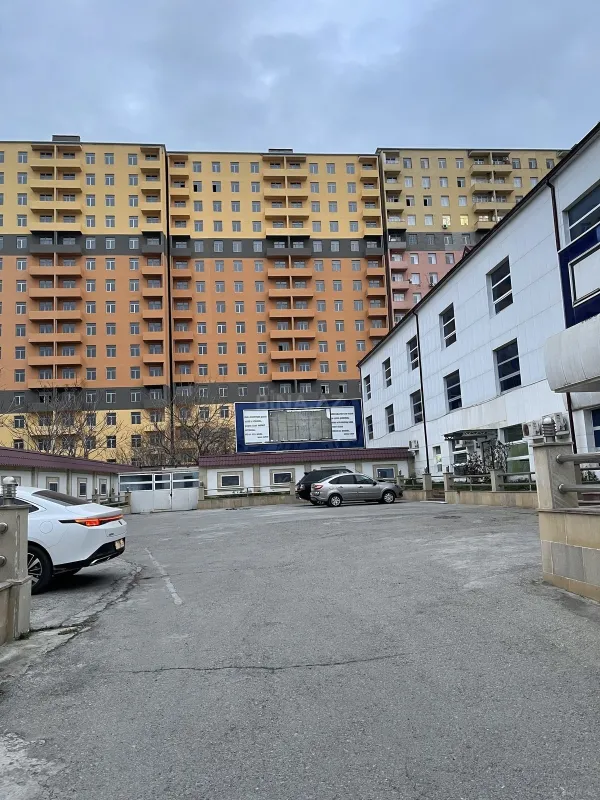 Kirayə verilir 1 otaqlı ofis 24 m²