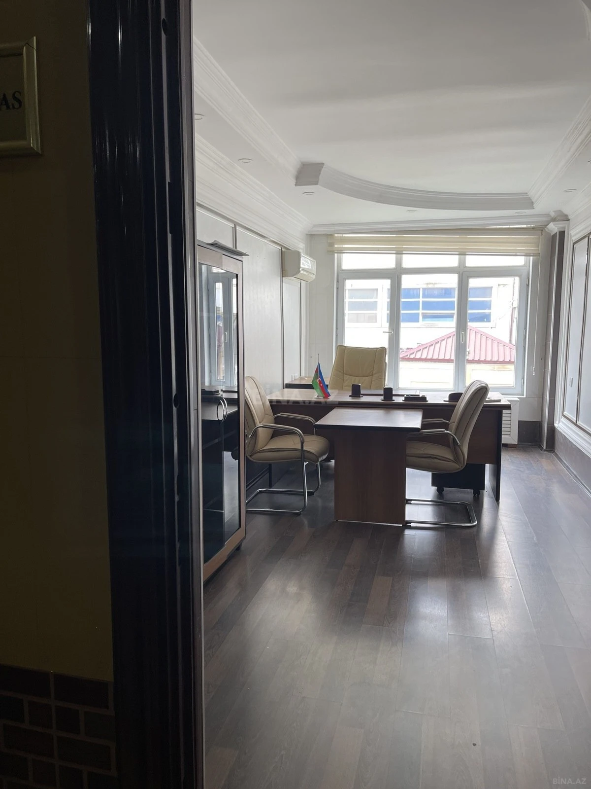 Kirayə verilir 1 otaqlı ofis 24 m²